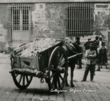 Piazza Pammatone (4)